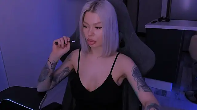 Snapshot of Sasha_Mason chatting on January 31, 2025, 2:58 am Sasha Mason online show from January 31, 2025, 2:58 am