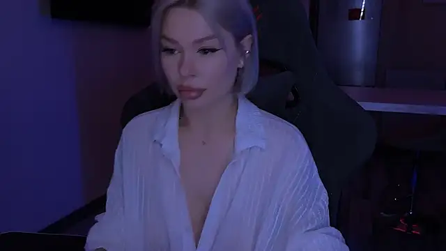 Snapshot of Sasha_Mason chatting on November 1, 2025, 2:13 am Sasha Mason online show from November 1, 2025, 2:13 am