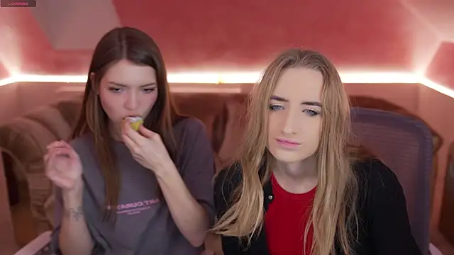 Michelle 054 online show from March 4, 2025, 11:51 am