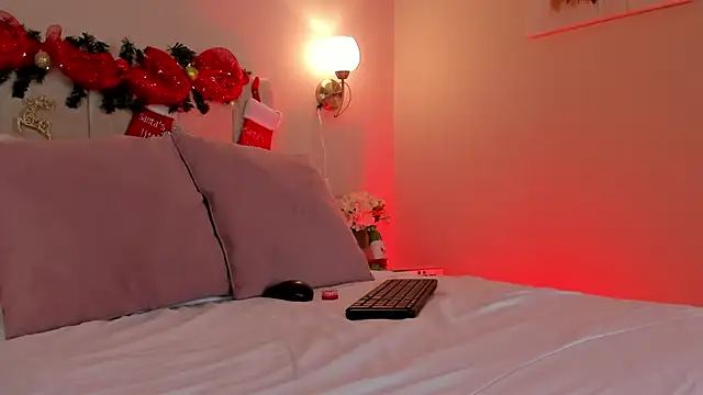 Snapshot of dani_skinny_ chatting on December 29, 2024, 6:27 pm dani skinny online show from December 29, 2024, 6:27 pm