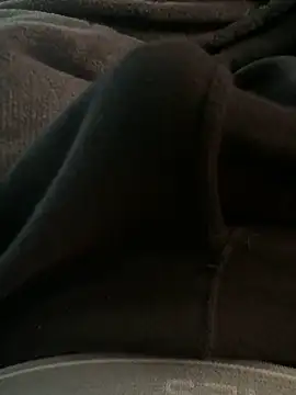 jrizz215 online show from October 16, 2025, 4:08 pm