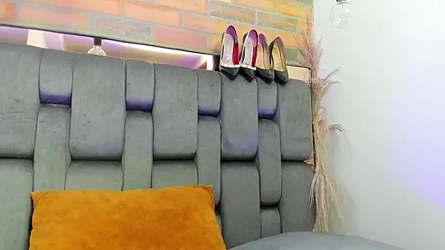 Snapshot of JESSYCORTES chatting on October 4, 2025, 2:37 pm JESSYCORTES online show from October 4, 2025, 2:37 pm