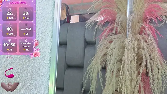 JESSYCORTES online show from March 10, 2026, 1:43 am