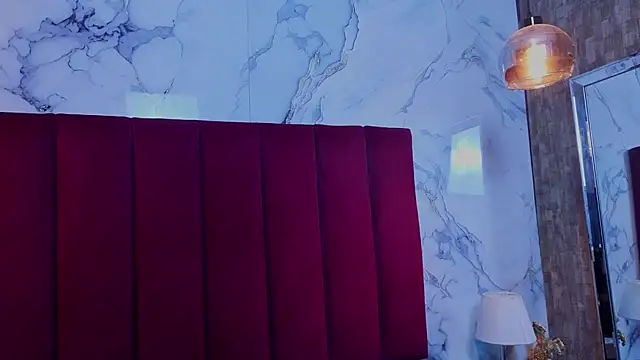 JESSYCORTES online show from July 31, 2026, 3:06 am