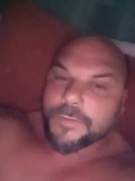 Snapshot of Javierchico chatting on June 14, 2026, 4:58 am Javierchico online show from June 14, 2026, 4:58 am