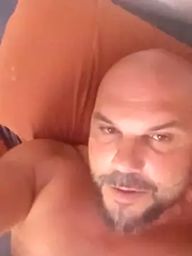 Snapshot of Javierchico chatting on July 13, 2026, 5:54 am Javierchico online show from July 13, 2026, 5:54 am