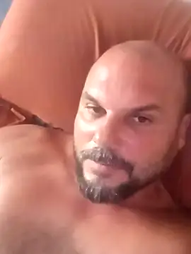 Snapshot of Javierchico chatting on July 17, 2026, 10:00 am Javierchico online show from July 17, 2026, 10:00 am