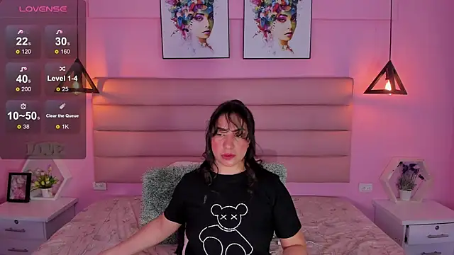 Snapshot of Katta_Gil chatting on February 4, 2025, 1:06 pm Katta Gil online show from February 4, 2025, 1:06 pm