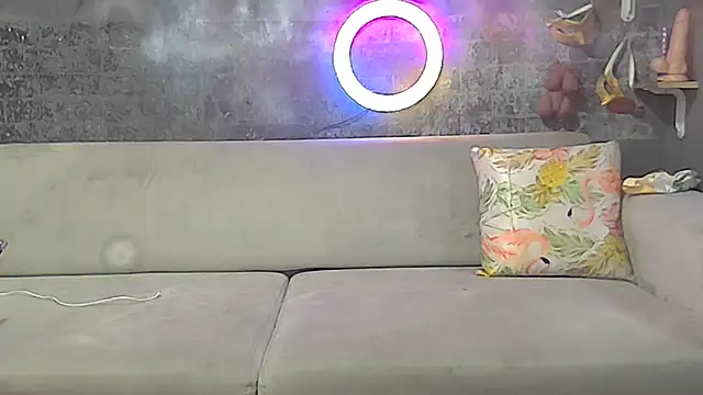 Snapshot of Bitter_ chatting on March 21, 2025, 6:51 pm Bitter online show from March 21, 2025, 6:51 pm