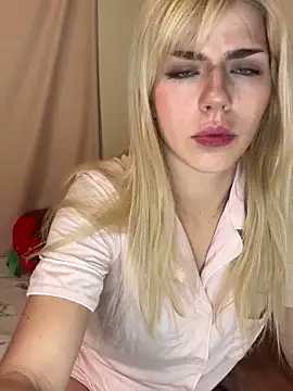 Snapshot of SirenitySirenxx chatting on January 8, 2025, 7:24 pm SirenitySirenxx online show from January 8, 2025, 7:24 pm