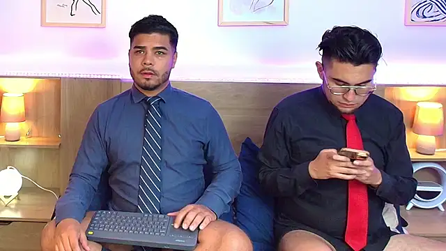 Snapshot of thiagowes chatting on November 14, 2025, 4:11 am thiagowes online show from November 14, 2025, 4:11 am