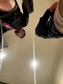 Snapshot of thiagowes chatting on November 27, 2025, 2:35 am thiagowes online show from November 27, 2025, 2:35 am