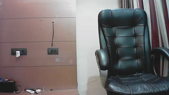 Snapshot of collage_hoty chatting on October 2, 2025, 4:47 pm collage hoty online show from October 2, 2025, 4:47 pm