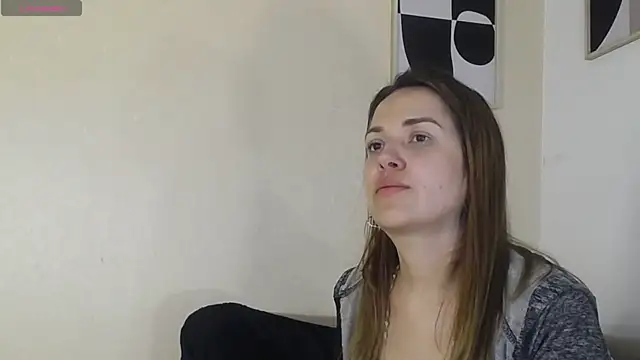 camilawm19 online show from January 17, 2026, 1:05 pm