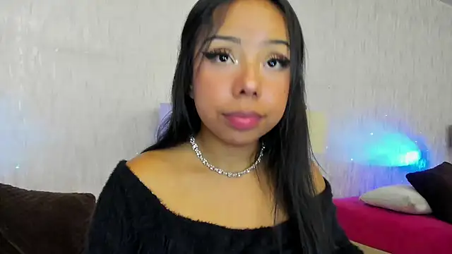 Snapshot of DafneMillers chatting on December 30, 2024, 1:37 am DafneMillers online show from December 30, 2024, 1:37 am