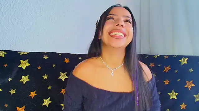 Snapshot of DafneMillers chatting on January 25, 2025, 1:41 pm DafneMillers online show from January 25, 2025, 1:41 pm