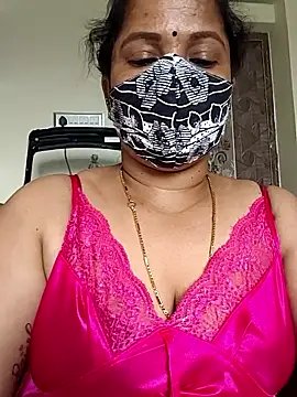 Snapshot of gaurika18 chatting on March 12, 2026, 5:57 am gaurika18 online show from March 12, 2026, 5:57 am