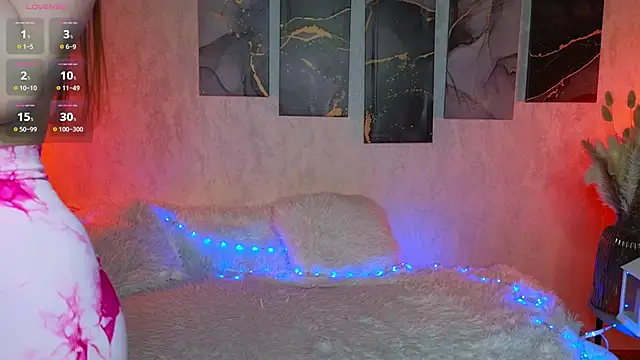 Snapshot of RandiEllett chatting on March 19, 2025, 8:22 pm RandiEllett online show from March 19, 2025, 8:22 pm