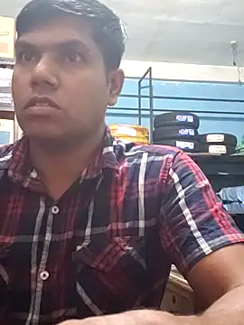 roundbunny online show from February 5, 2025, 10:33 pm