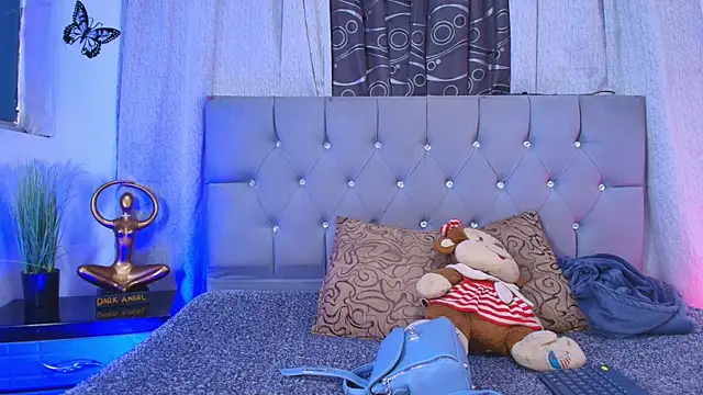 Snapshot of meggan_77 chatting on November 29, 2025, 3:37 pm meggan 77 online show from November 29, 2025, 3:37 pm