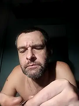 Andrzej-M online show from December 3, 2025, 4:38 pm