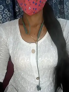 Snapshot of Miakhalifatamil chatting on December 14, 2024, 4:42 pm Miakhalifatamil online show from December 14, 2024, 4:42 pm