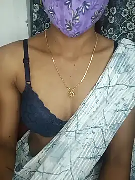 Snapshot of Miakhalifatamil chatting on December 29, 2024, 5:22 pm Miakhalifatamil online show from December 29, 2024, 5:22 pm