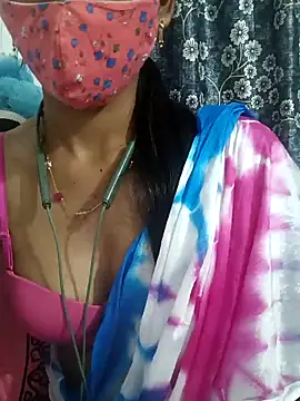 Snapshot of Miakhalifatamil chatting on February 3, 2025, 10:00 pm Miakhalifatamil online show from February 3, 2025, 10:00 pm