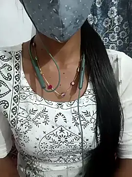 Snapshot of Miakhalifatamil chatting on February 5, 2025, 4:25 pm Miakhalifatamil online show from February 5, 2025, 4:25 pm