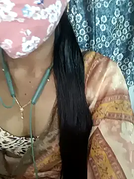 Snapshot of Miakhalifatamil chatting on February 26, 2025, 4:35 pm Miakhalifatamil online show from February 26, 2025, 4:35 pm