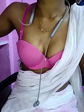 Snapshot of Miakhalifatamil chatting on September 14, 2025, 12:54 am Miakhalifatamil online show from September 14, 2025, 12:54 am