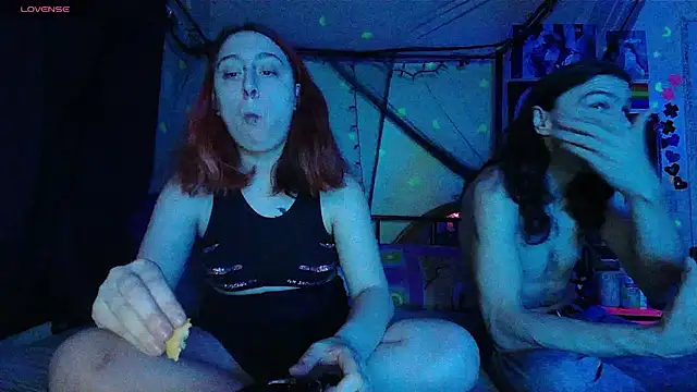 NovaLove2002 online show from January 20, 2025, 3:59 am