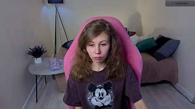 Lill Mary online show from February 19, 2025, 6:00 am