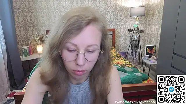 Snapshot of Lill_Mary chatting on May 8, 2026, 3:12 am Lill Mary online show from May 8, 2026, 3:12 am