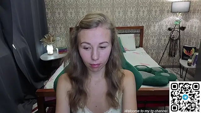 Snapshot of Lill_Mary chatting on July 25, 2026, 5:38 am Lill Mary online show from July 25, 2026, 5:38 am