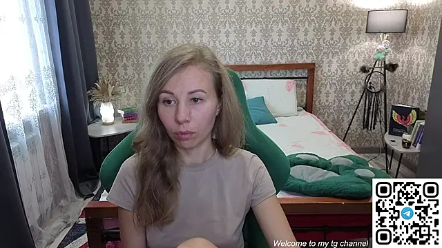 Snapshot of Lill_Mary chatting on July 28, 2026, 2:07 am Lill Mary online show from July 28, 2026, 2:07 am