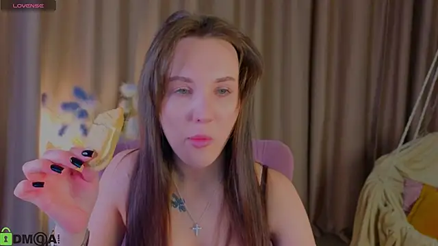 Wendy mm online show from October 26, 2025, 4:02 pm