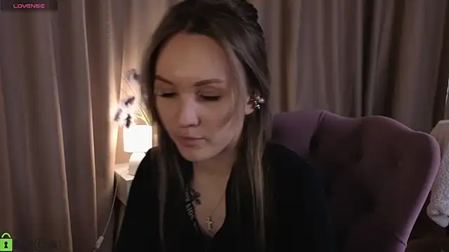 Wendy mm online show from May 17, 2026, 8:55 am