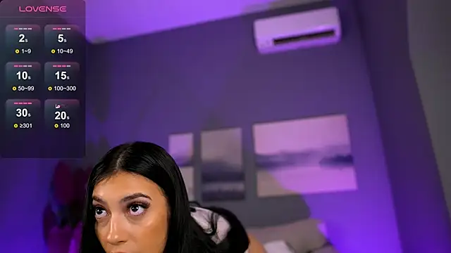 Snapshot of BetsyGonzale chatting on January 24, 2025, 7:41 am BetsyGonzale online show from January 24, 2025, 7:41 am