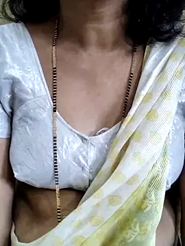 Snapshot of anuradha1432 chatting on November 8, 2025, 8:36 am anuradha1432 online show from November 8, 2025, 8:36 am