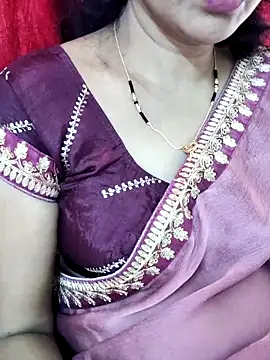 Snapshot of anuradha1432 chatting on November 12, 2025, 6:14 am anuradha1432 online show from November 12, 2025, 6:14 am