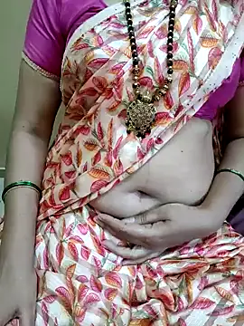 anuradha1432 online show from May 1, 2026, 10:31 am