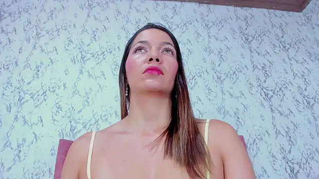 Mia Malkovaa  online show from January 10, 2026, 4:31 pm