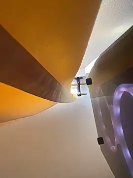 baby lizy online show from September 10, 2025, 7:58 pm