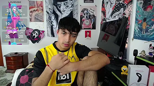 Snapshot of dylan_fun18 chatting on March 5, 2025, 4:57 pm dylan fun18 online show from March 5, 2025, 4:57 pm