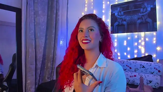 Sophiee Hill online show from January 10, 2025, 4:33 am