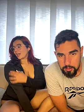 Snapshot of camianddanna chatting on December 1, 2024, 6:19 pm camianddanna online show from December 1, 2024, 6:19 pm