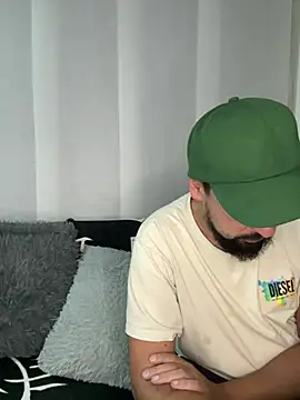 Snapshot of camianddanna chatting on December 24, 2024, 12:11 am camianddanna online show from December 24, 2024, 12:11 am