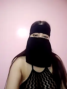 Salimasexyxh online show from April 22, 2026, 9:05 pm