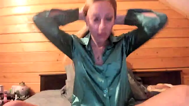 Cookiecutey online show from June 15, 2026, 8:22 pm